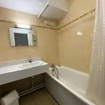 Neves - Location: Pour 4 Personnes Dans Un Quartier Jeune Et Anime Les Neves Mae-9062 Apartment